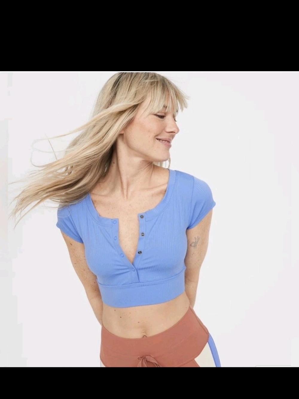 Offline By Aerie Real Me Henley Snap Crop Top Tee
